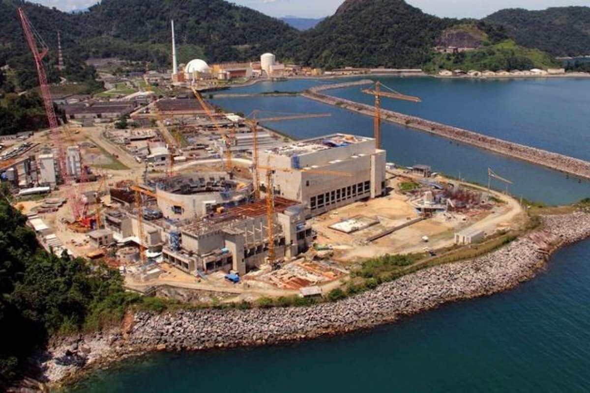  Angra 3: Bolsonaro aprova resolução que define preço da energia 