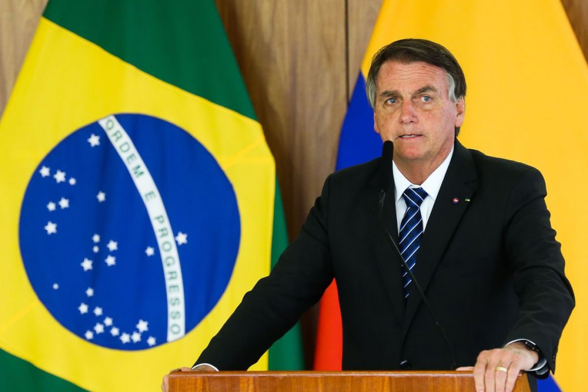 TSE decide aprofundar investigações de inquérito que apura ataques de Bolsonaro ao sistema eleitoral