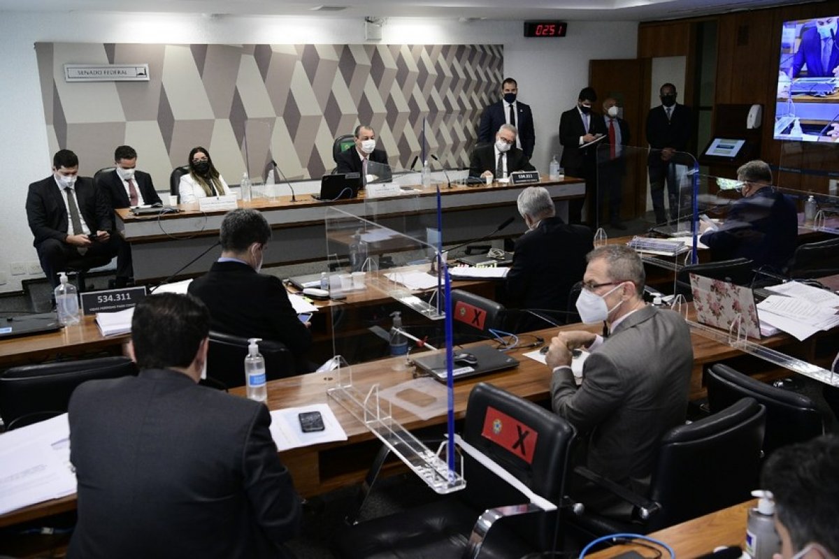 AO VIVO: CPI da Pandemia vota relatório final que responsabiliza Bolsonaro por diversos crimes