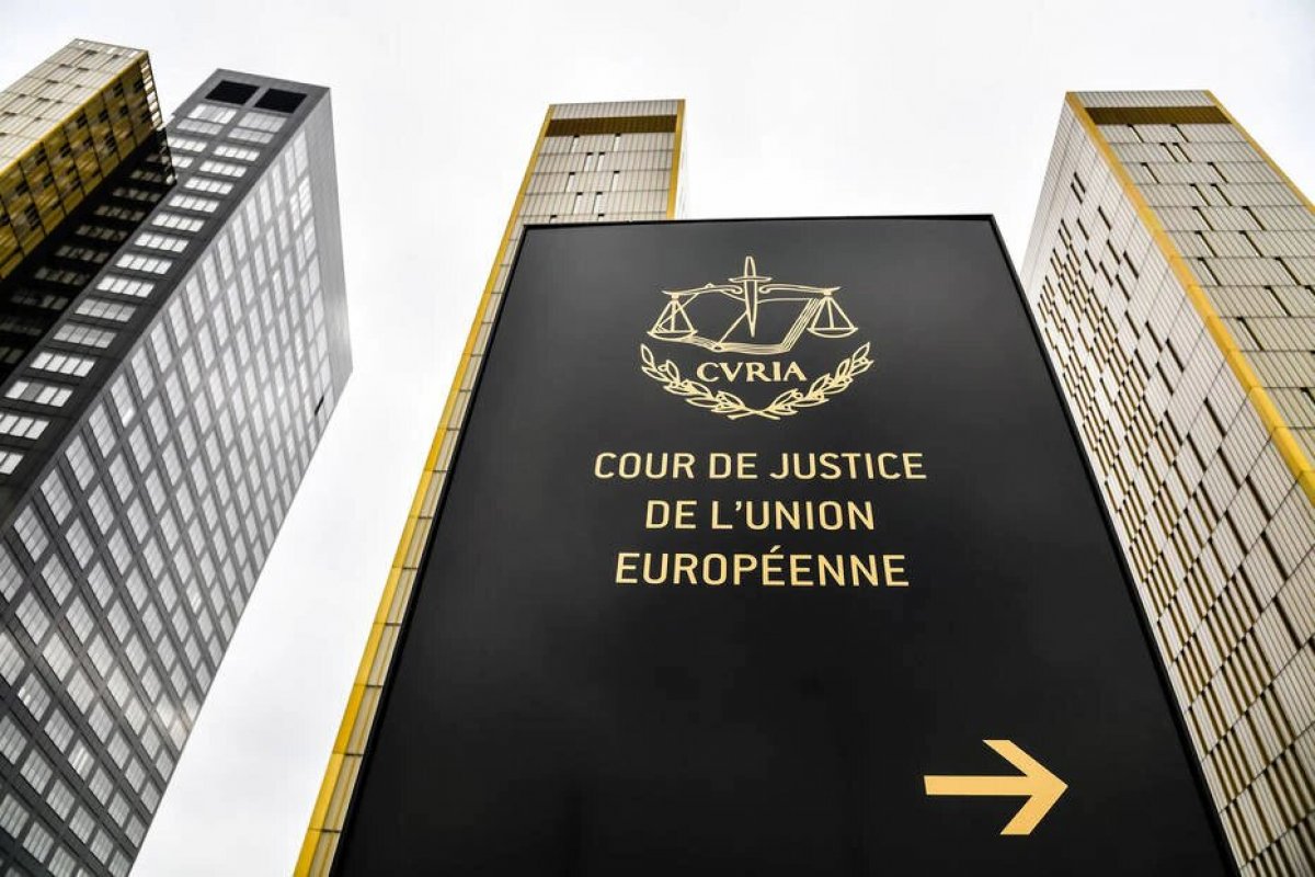 TJUE aplica multa diária de 1 milhão de euros à Polônia por não cumprir veredicto comunitário sobre suspensão de reforma judicial