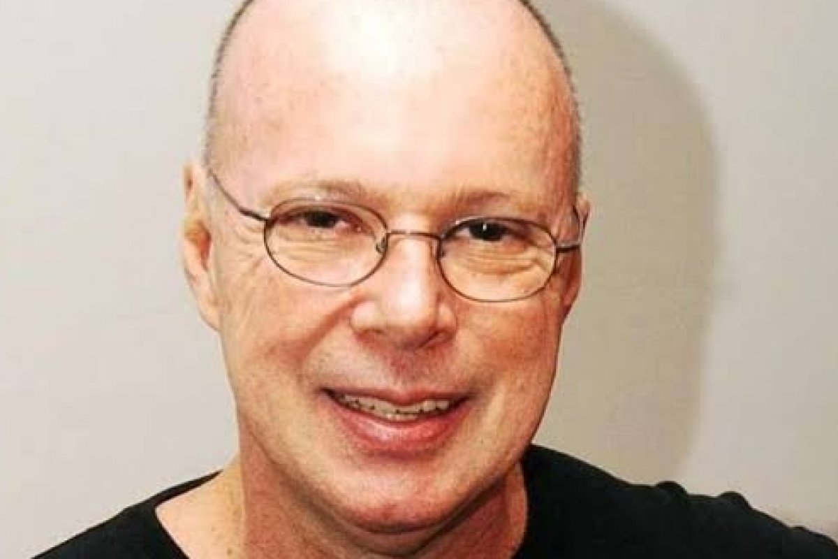 O último adeus! Gilberto Braga é velado e enterrado no Rio de Janeiro