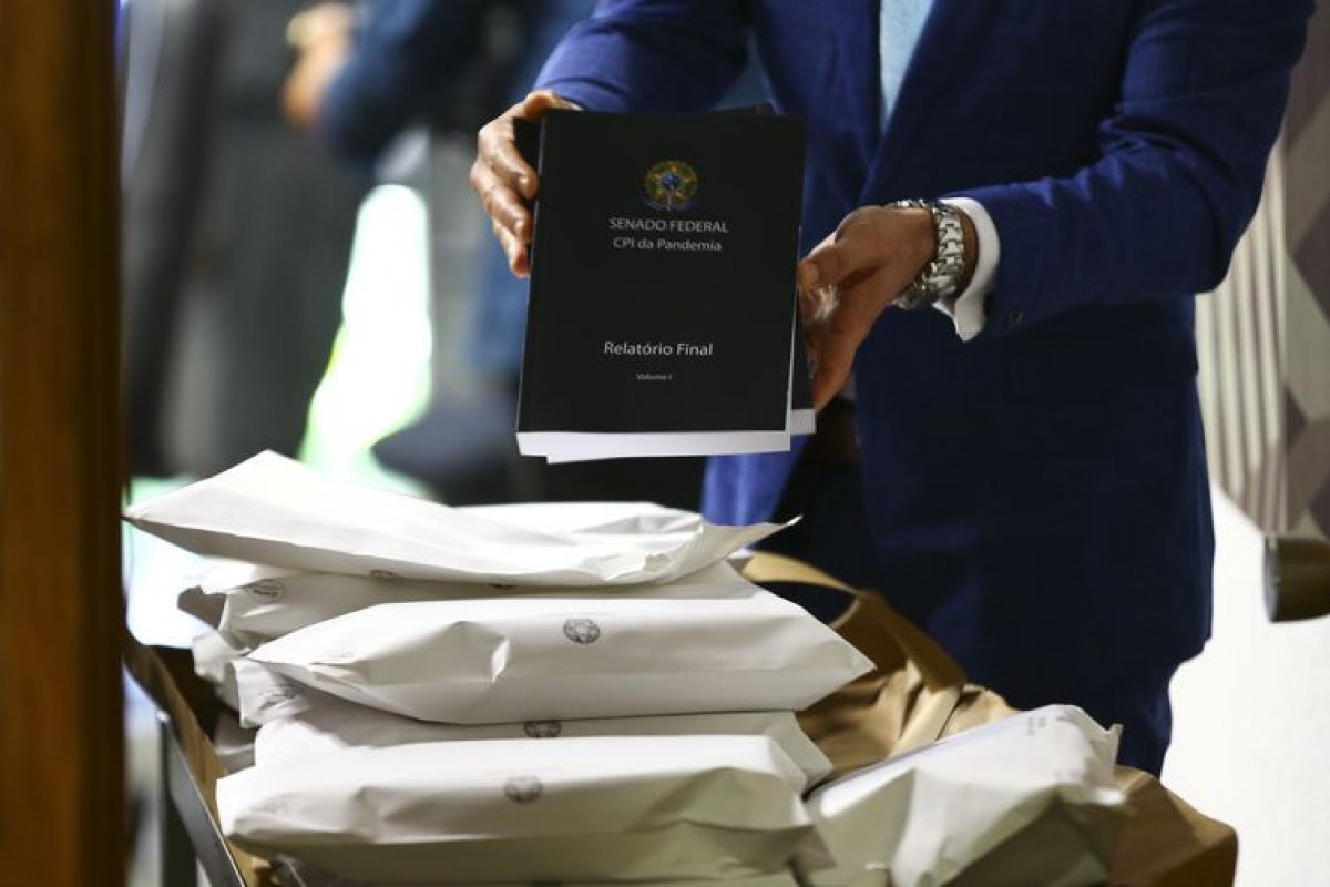 Relatório final da CPI da Covid é entregue ao TCU e à Procuradoria da República do DF