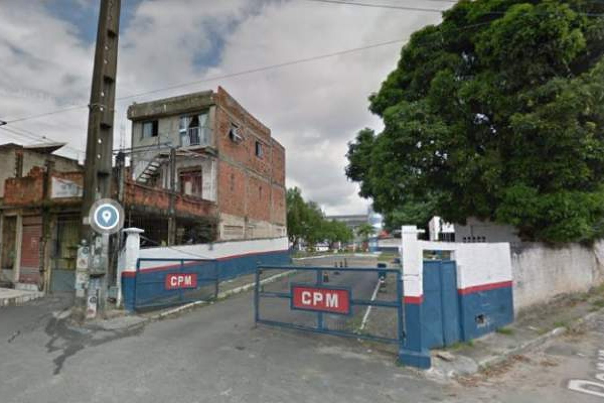 Covid-19: Colégio da PM de Salvador suspende aulas 