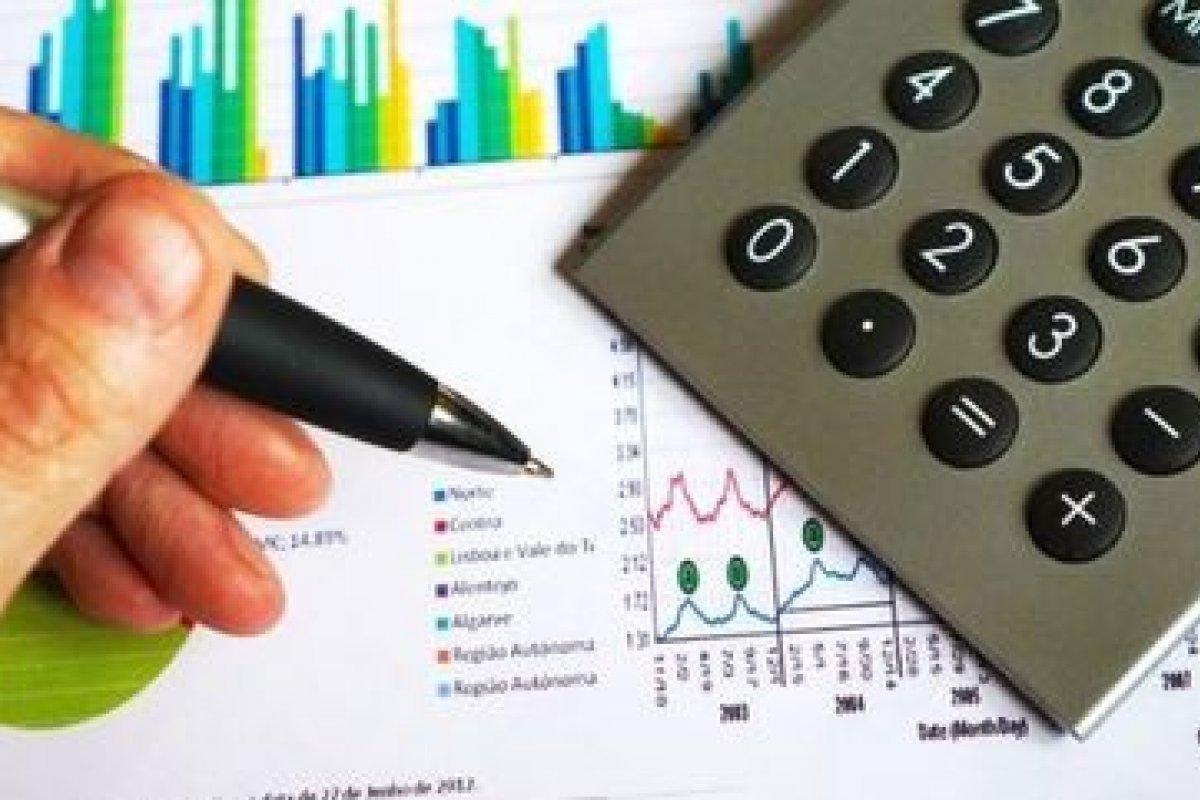 PIB de 2019 cresceu menos do que índice anteriormente divulgado, corrige IBGE 