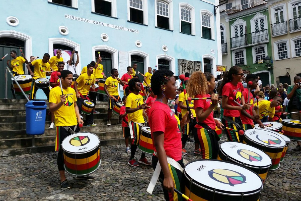 Prefeitura, Costa do Marfim e Olodum iniciam parceria para intercâmbio cultural