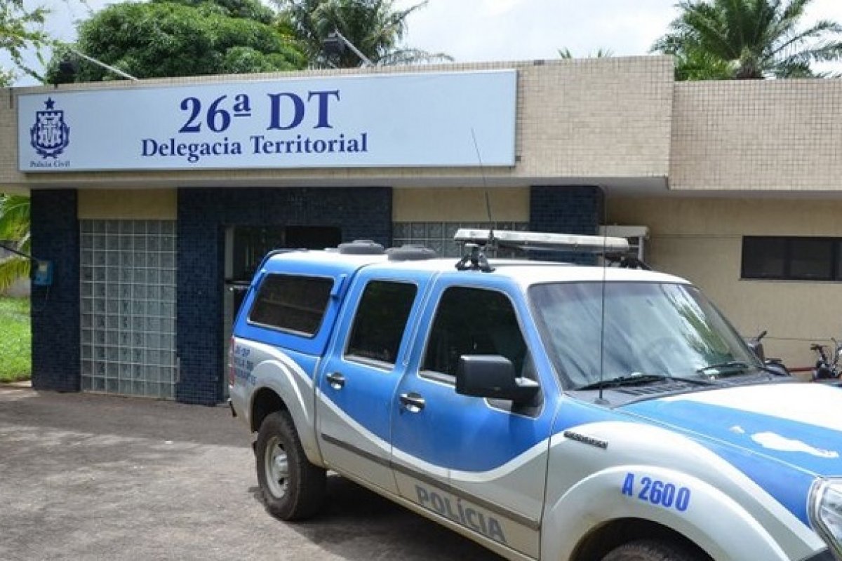 Idoso é morto a tiros dentro de casa, em Camaçari, na região metropolitana de Salvador