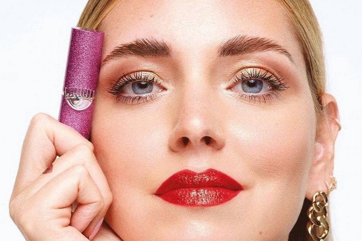 Chiara Ferragni expande o universo da sua marca com o lançamento de sua primeira coleção de maquiagem