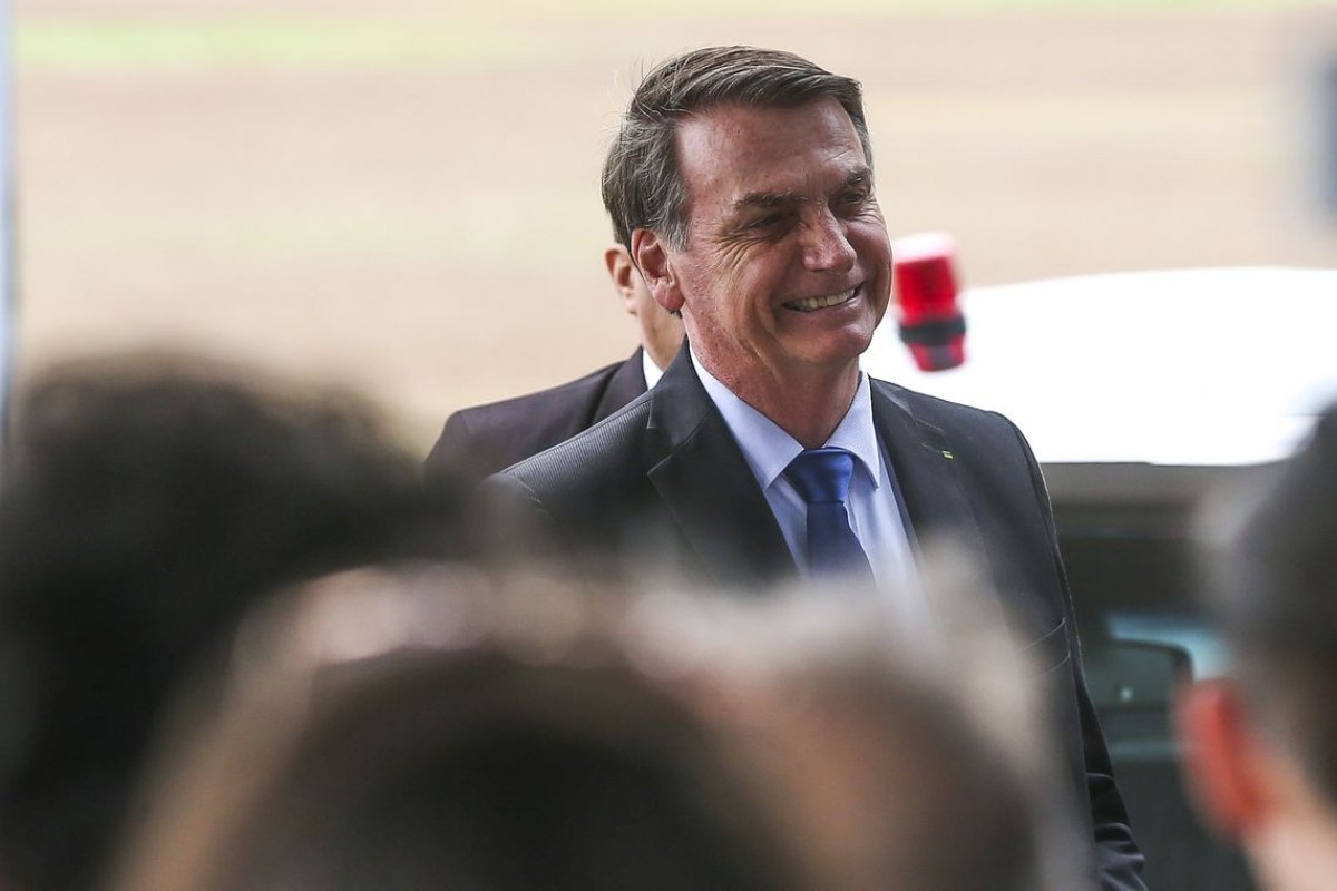 "Estamos fazendo o dever de casa", diz Bolsonaro sobre Reforma da Previdência