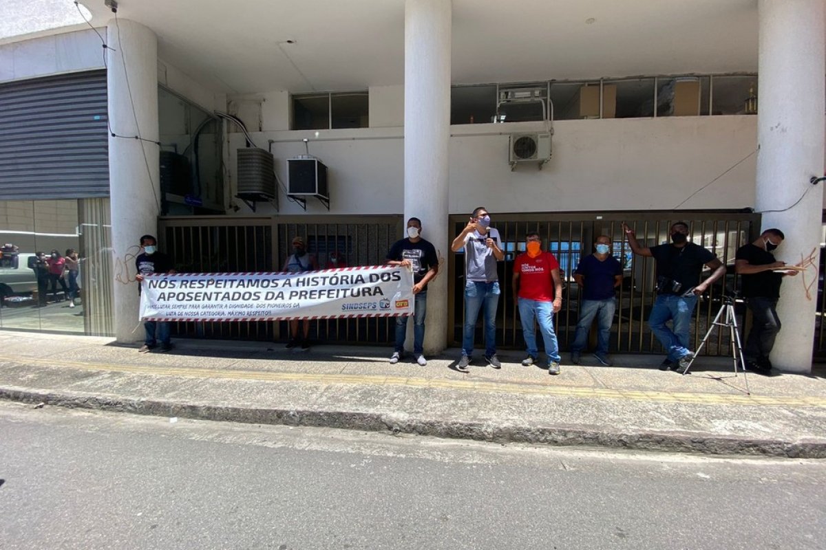 Prefeitura: Servidores fazem nova assembleia e protesto em Salvador