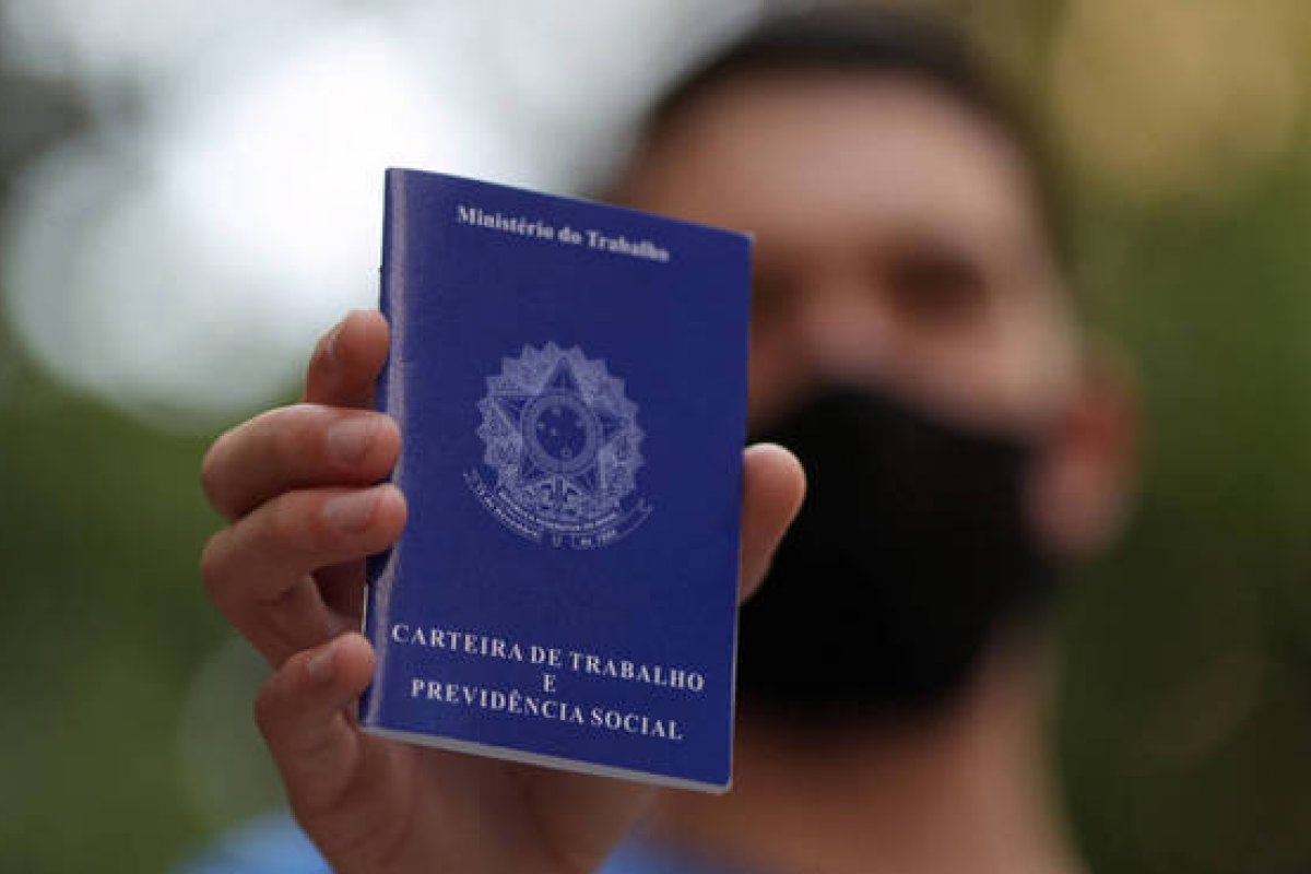 Pandemia do coronavírus faz com que 71,4% dos trabalhadores mudassem sua área de atuação