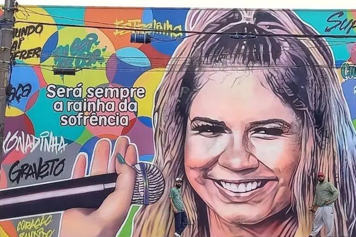 Com 23 metros de largura, grafite em homenagem a Marilia Mendonça em São Paulo é finalizado