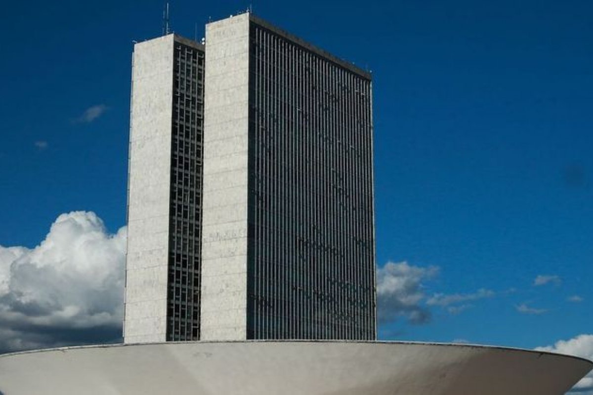 CCJ vota projeto que prorroga desoneração da folha nesta quarta