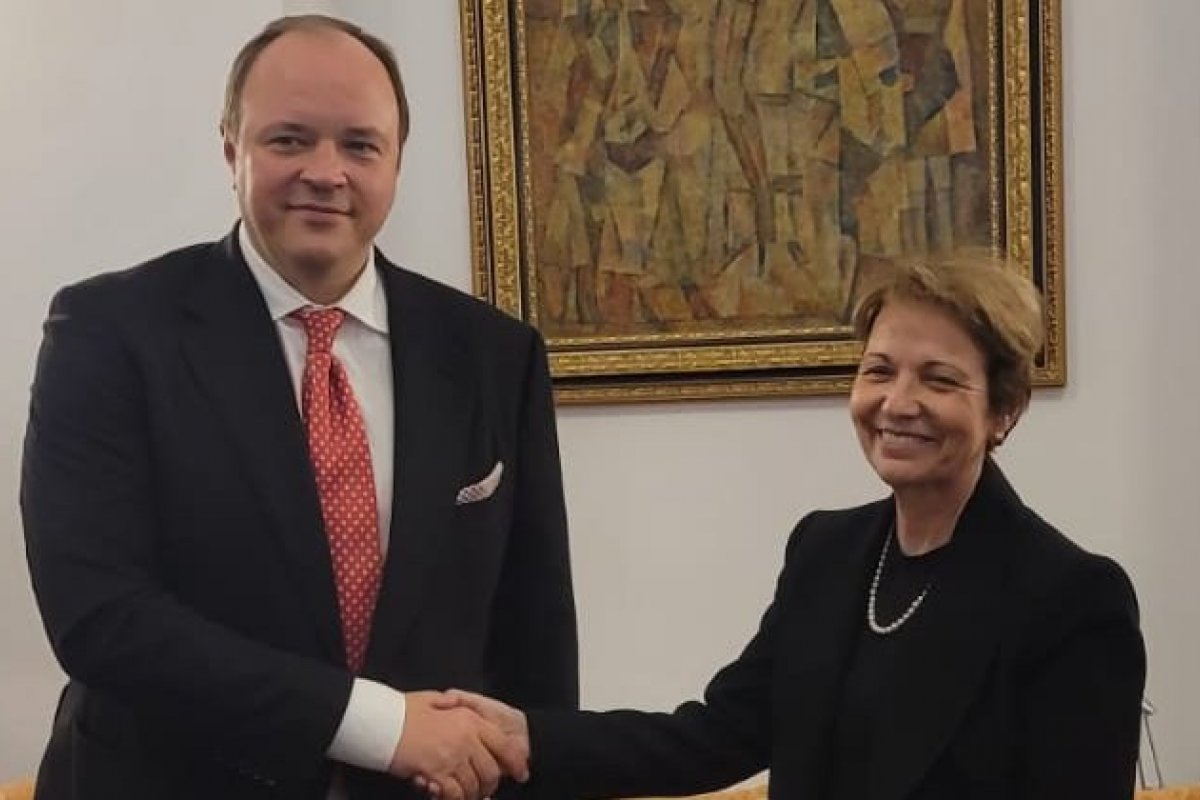 Autoridades da Rússia garantem a continuidade da exportação de fertilizantes ao Brasil