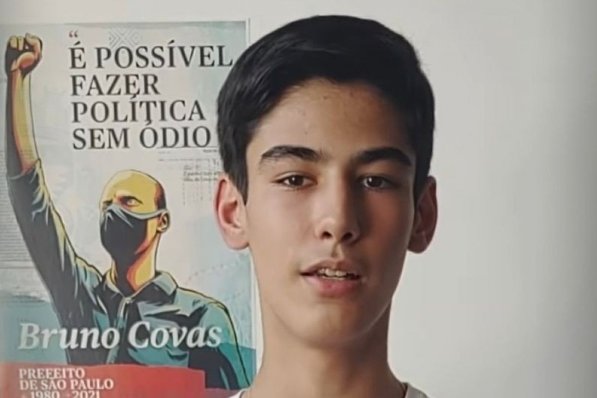 Filho de Bruno Covas reativa conta do Instagram do ex-prefeito, que morreu há seis meses