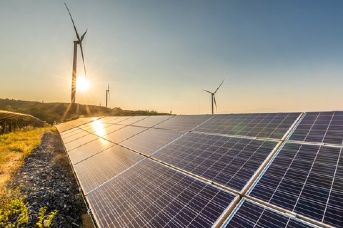 Brasil ultrapassa marca histórica de 12 GW em geração de energia solar