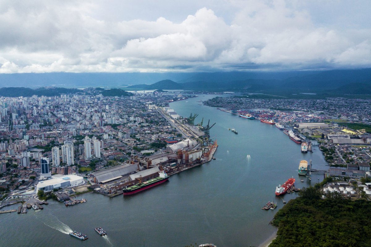 Governo vende Terminal do Porto de Santos por R$ 558 milhões para Petrobras 