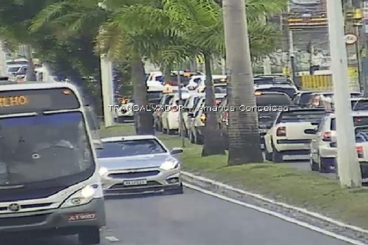 Boletim de trânsito: Saiba quais vias registram congestionamento nesta quinta-feira