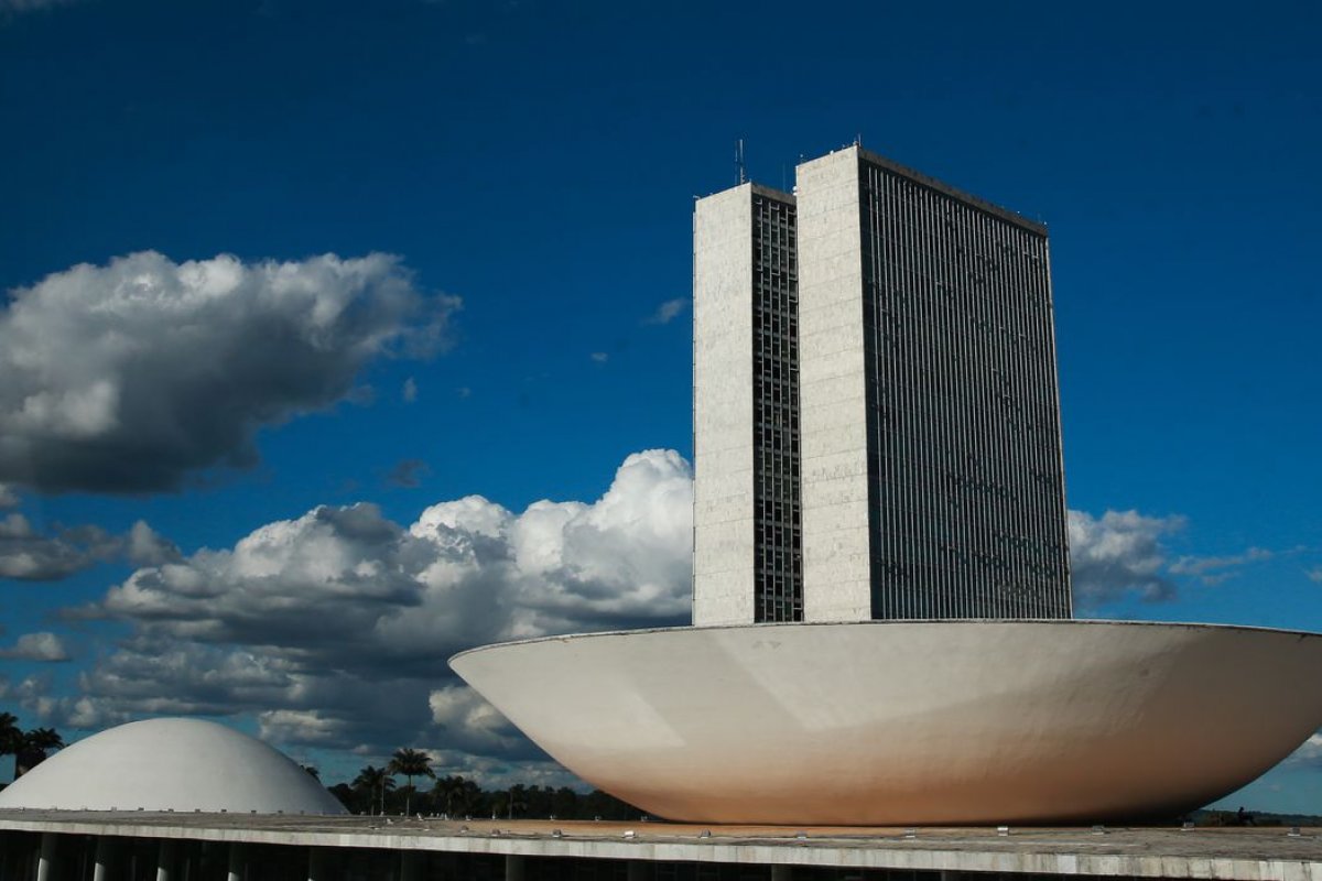 Senado faz debate sobre PEC dos Precatórios