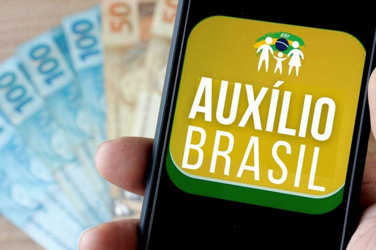 Câmara aprova MP do Auxílio Brasil