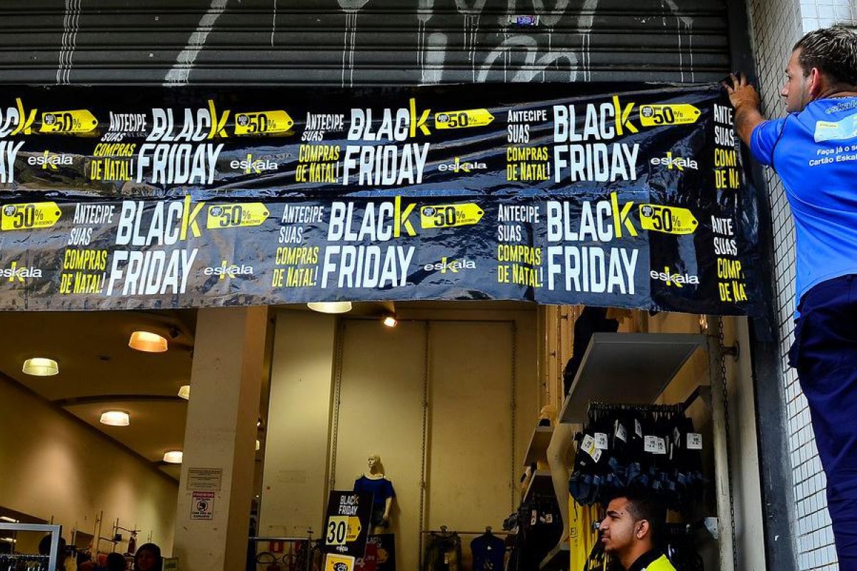 Vendas na Black Friday expandiram ao menos 12% ante 2020, diz Neotrust