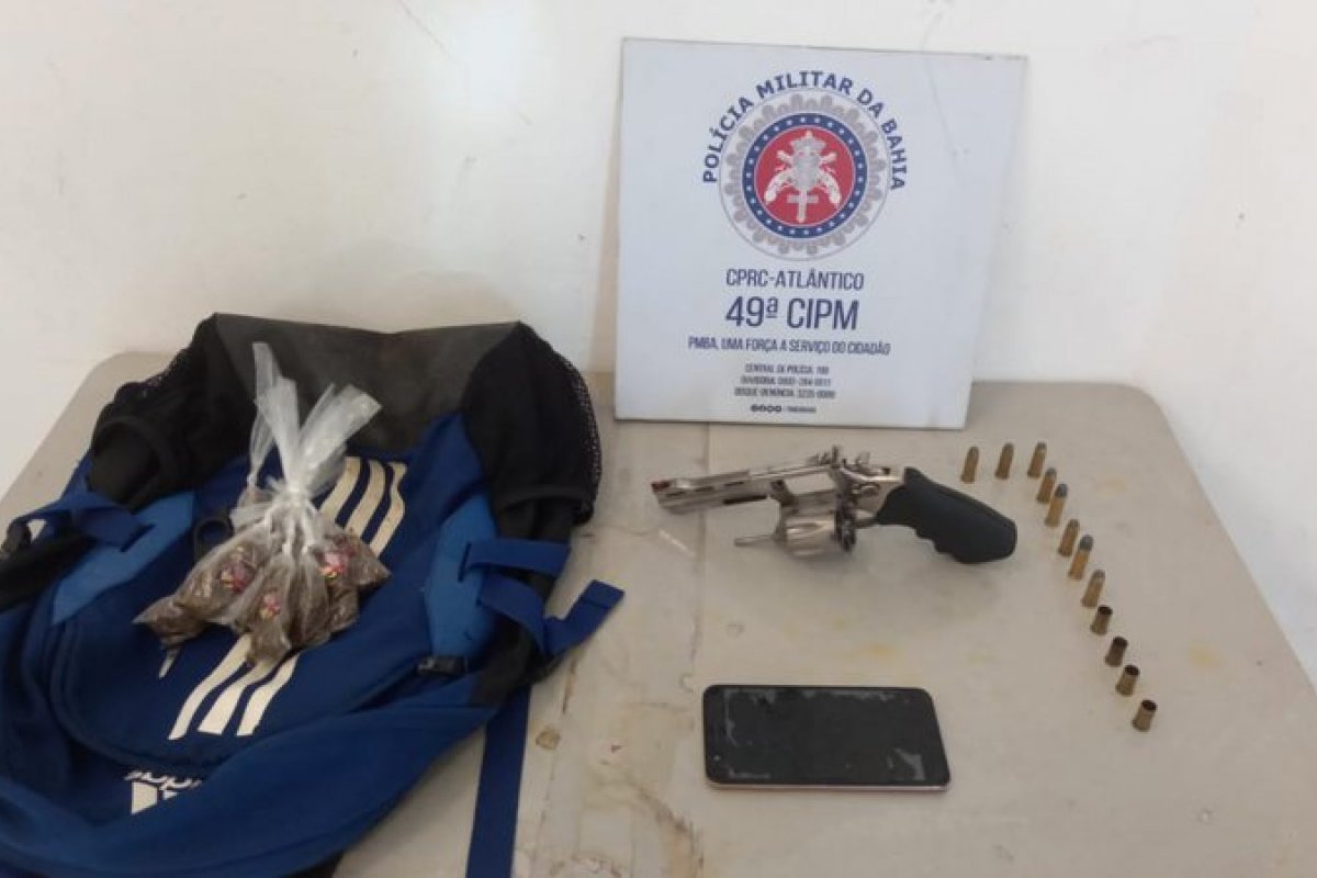 Homem morre após trocar tiros com a PM no bairro de São Cristóvão, em Salvador