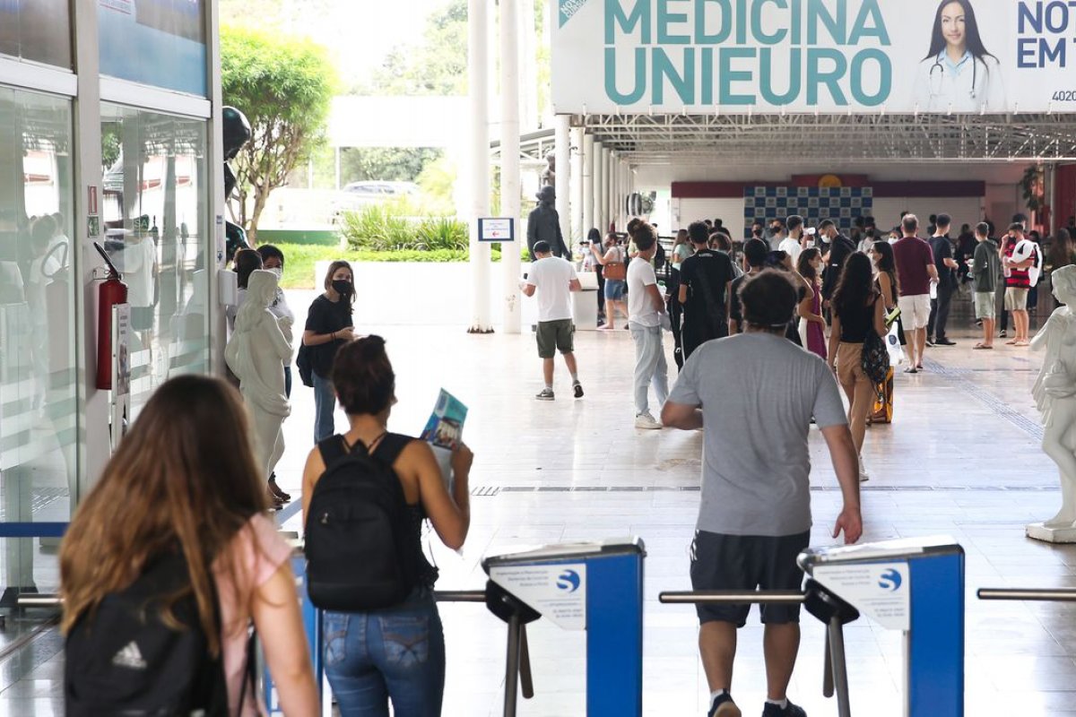 Prazo para solicitar reaplicação do Enem termina nesta sexta-feira (3)