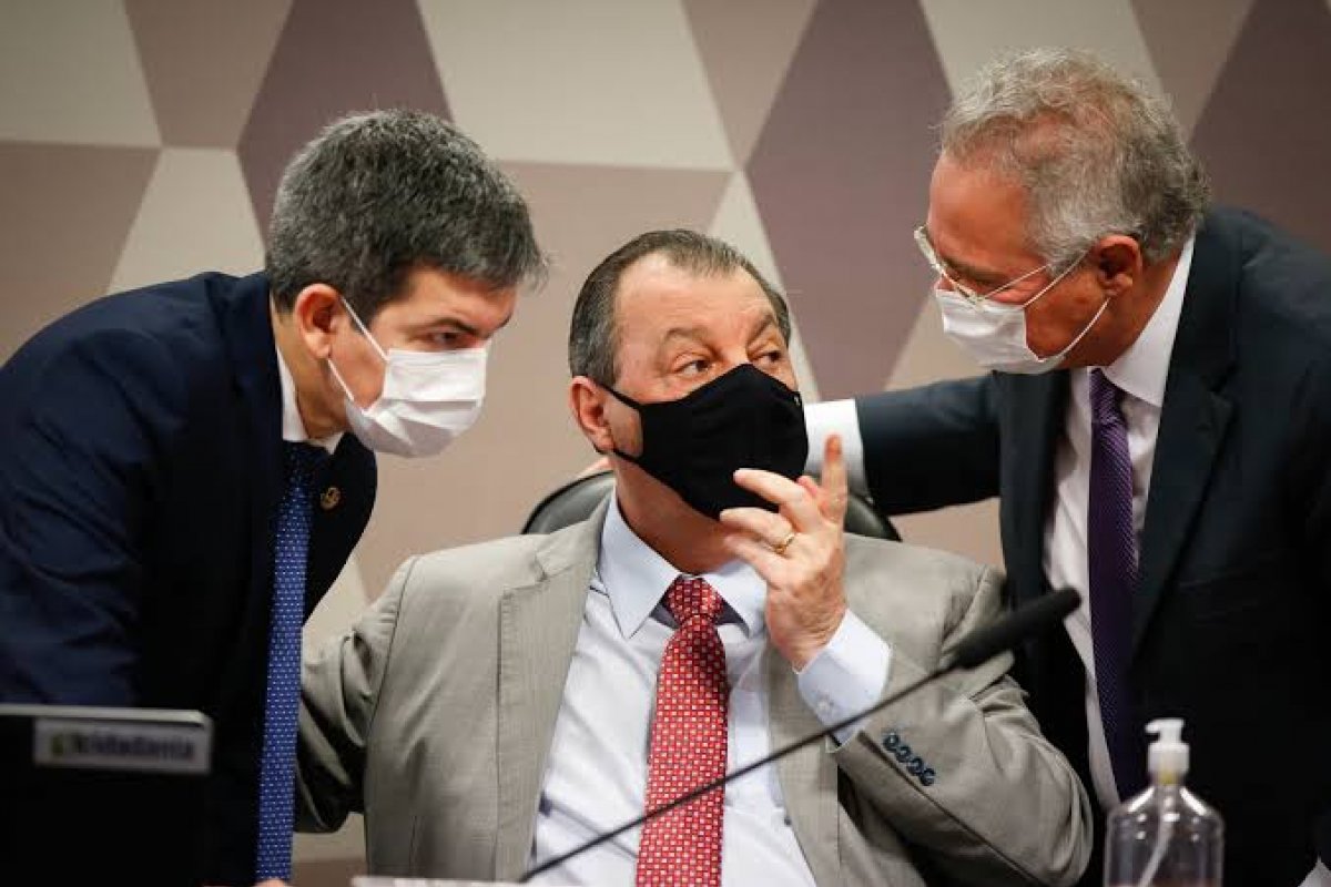 CPI da Covid: PGR abriu seis apurações preliminares envolvendo Bolsonaro