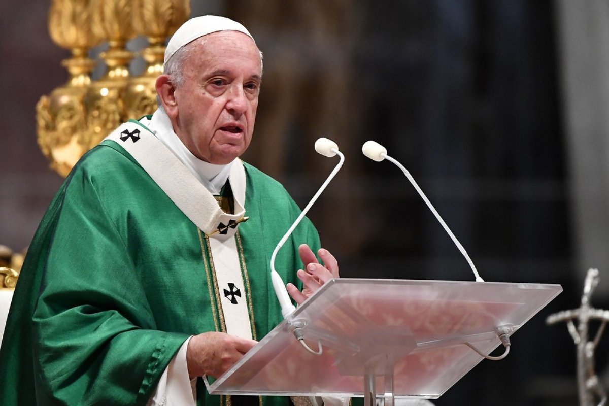 Papa Francisco diz que Amazônia precisa do 'fogo do amor' e não do 'fogo ateado por interesses que destroem'