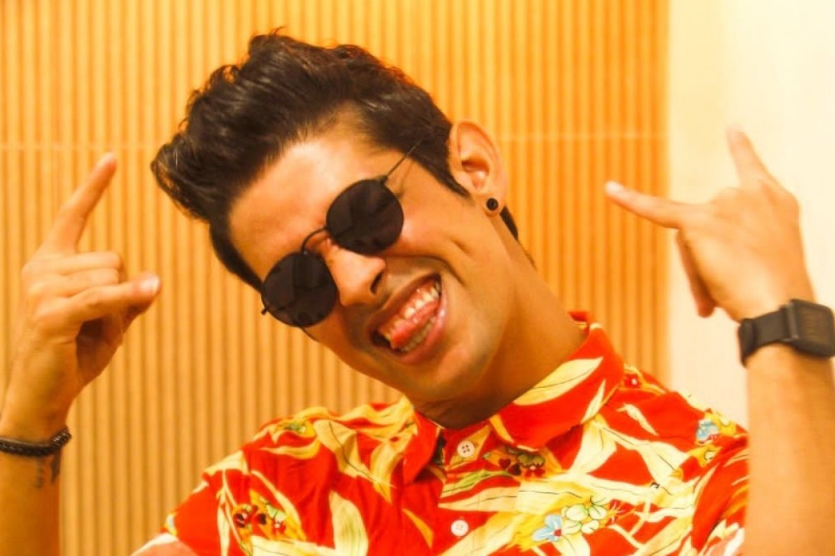 Cantor Vitêra se prepara para lançar nova música e mira no verão