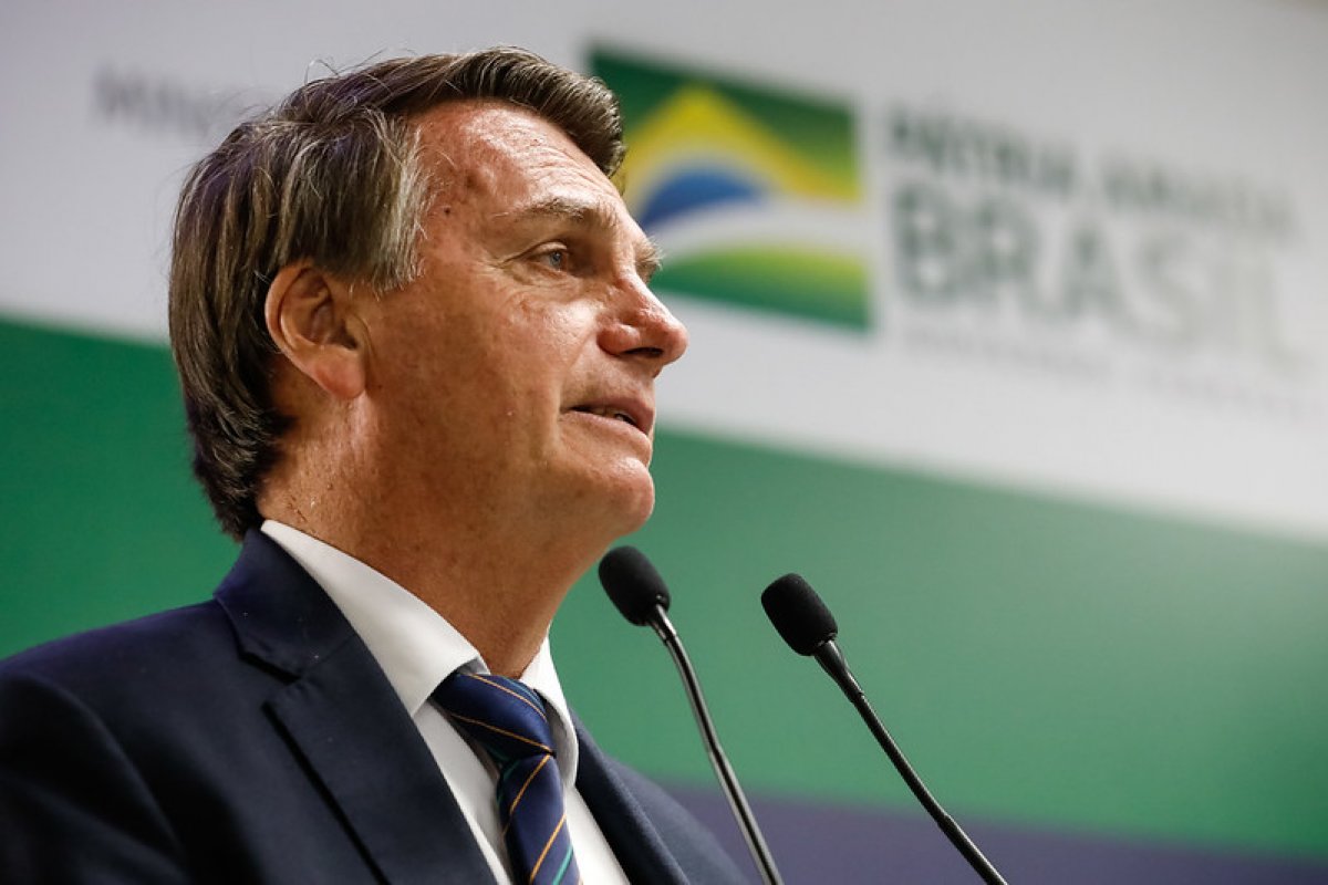 Bolsonaro xinga Doria após anúncio de passaporte de vacina para entrar em São Paulo
