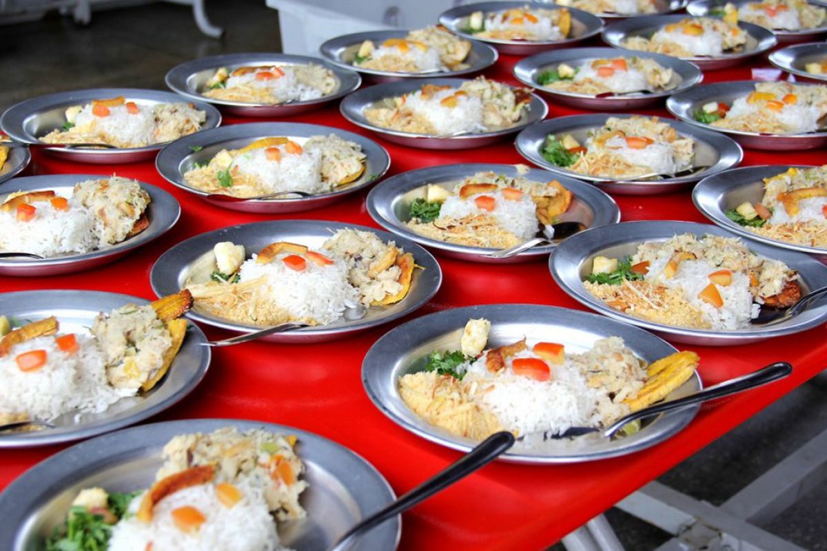 Salvador recebeu mais de R$ 17 milhões em repasses do FNDE para alimentação escolar em 2021