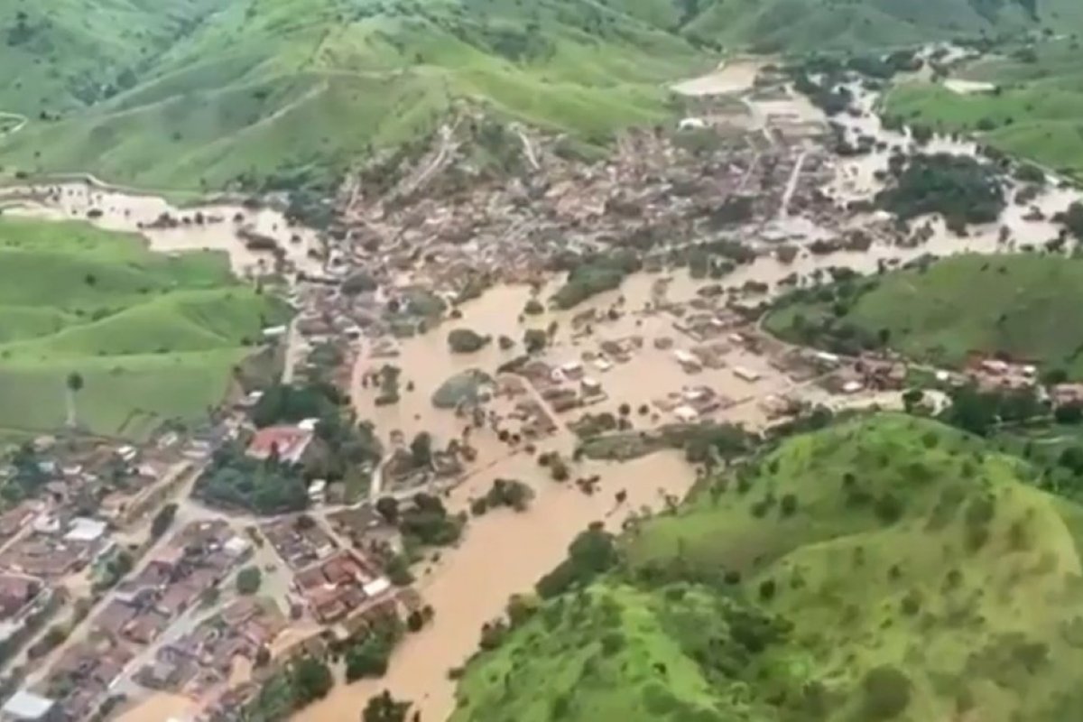 Chuva que atinge o extremo sul é causada pela Zona de Convergência do Atlântico Sul