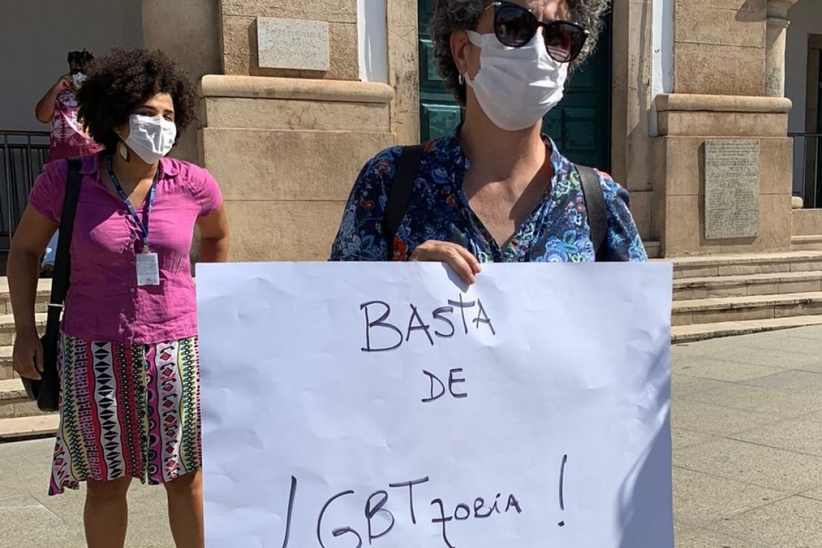 Manifestantes pedem inclusão do termo LGBTQIA+  no Plano Municipal de Cultura de Salvador