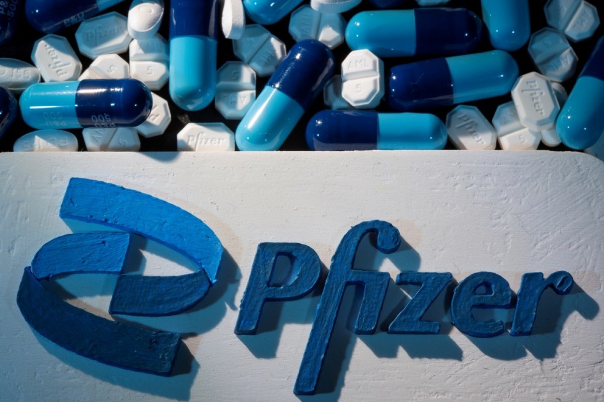 Pílula contra Covid-19 reduz risco de hospitalização e morte em 89%, afirma Pfizer 