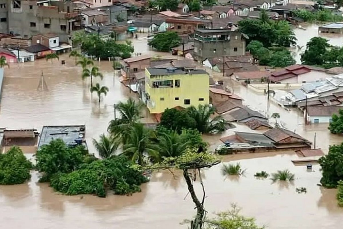 Defesa Civil confirma mais um óbito devido às chuvas no extremo sul da Bahia