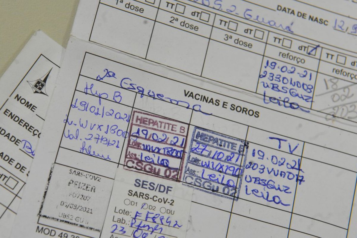 Companhias aéreas vão exigir comprovante de vacina no embarque