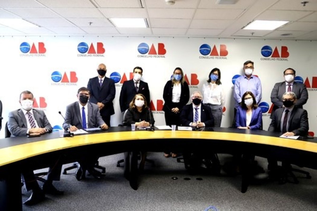 OAB pede que MEC suspenda autorização de cursos de Direito a distância por 180 dias