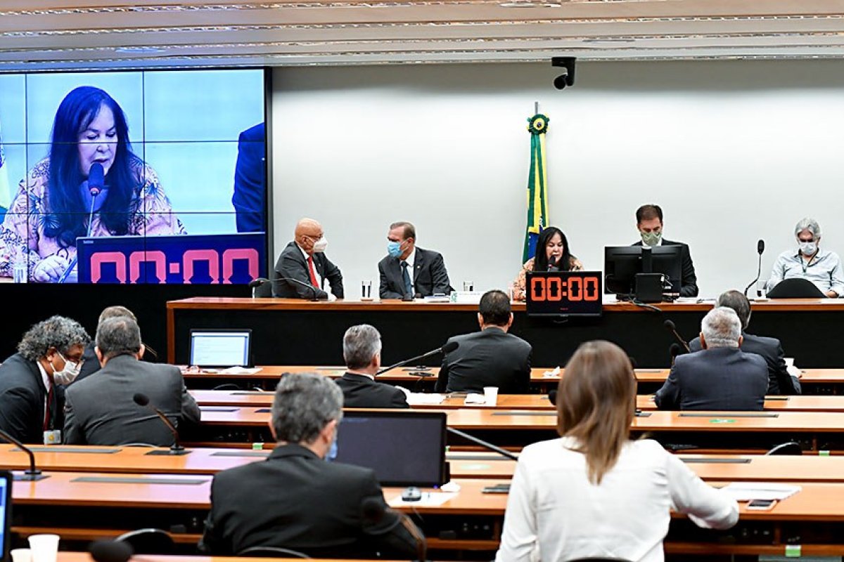 Senado vota relatório final do Orçamento nesta segunda-feira (20)