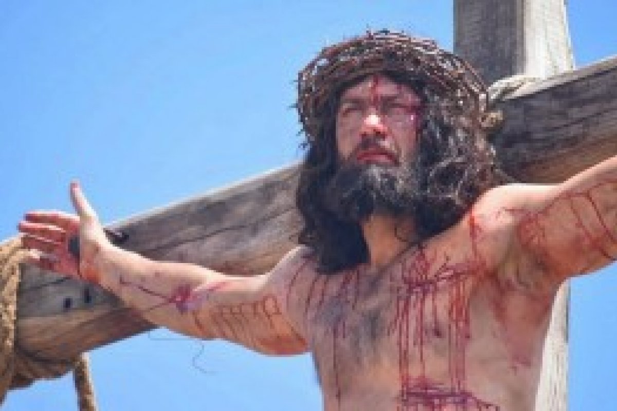 Gabriel Braga Nunes vai interpretar Jesus, após dar vida a empresário fetichista em Verdades Secretas 2! 