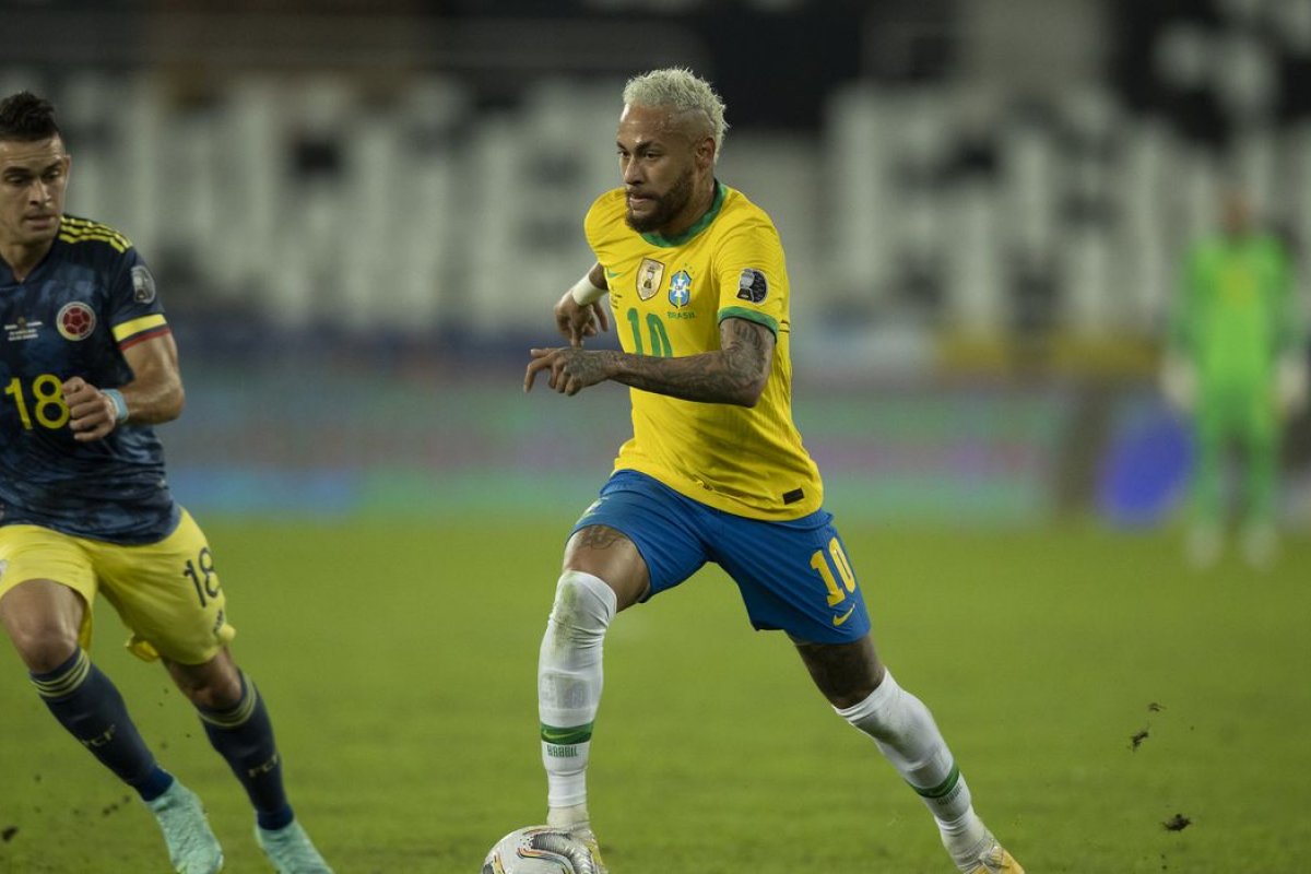Brasil encerra 2021 na vice-liderança de seleções, aponta Fifa