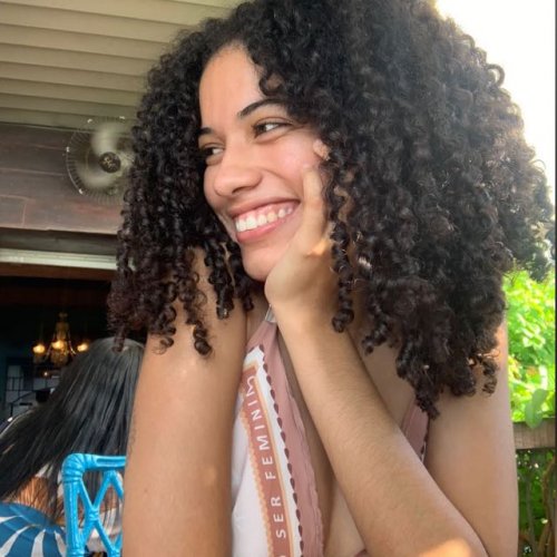[Celine Passos ]