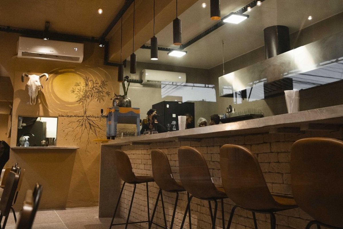 [Restaurante Rangaço ganha espaço físico, promovendo experiência sem fronteiras]