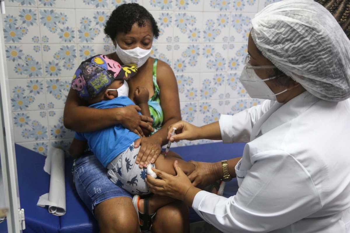 [Atraso na chegada de doses infantis para Bahia pode interferir na programação de vacinação em Salvador ]