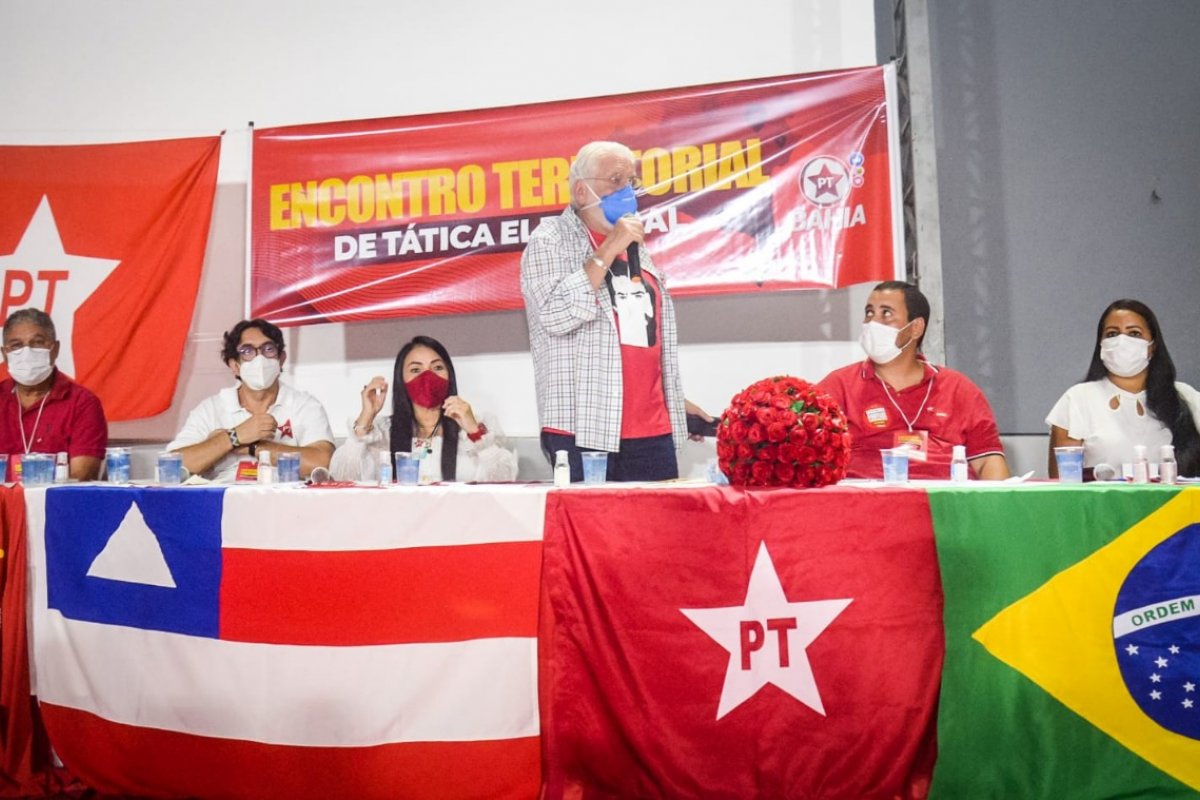 [PT Bahia realiza 1° Encontro Territorial para definir tática eleitoral]