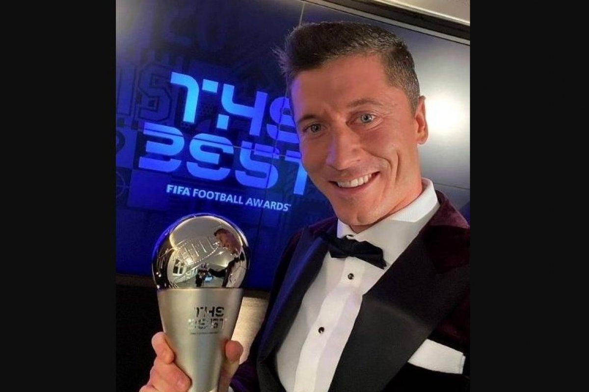 [Pela 2ª vez, Lewandowski é eleito o melhor jogador do mundo pela Fifa]