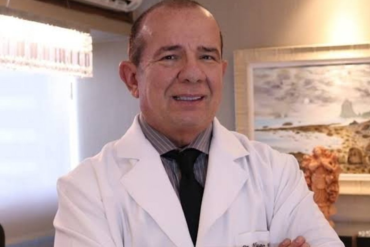 [Referências em terapia hormonal do Brasil ministram a 1ª edição de 2022 do Curso de Prescrição e Colocação de Implantes da Elmeco ]