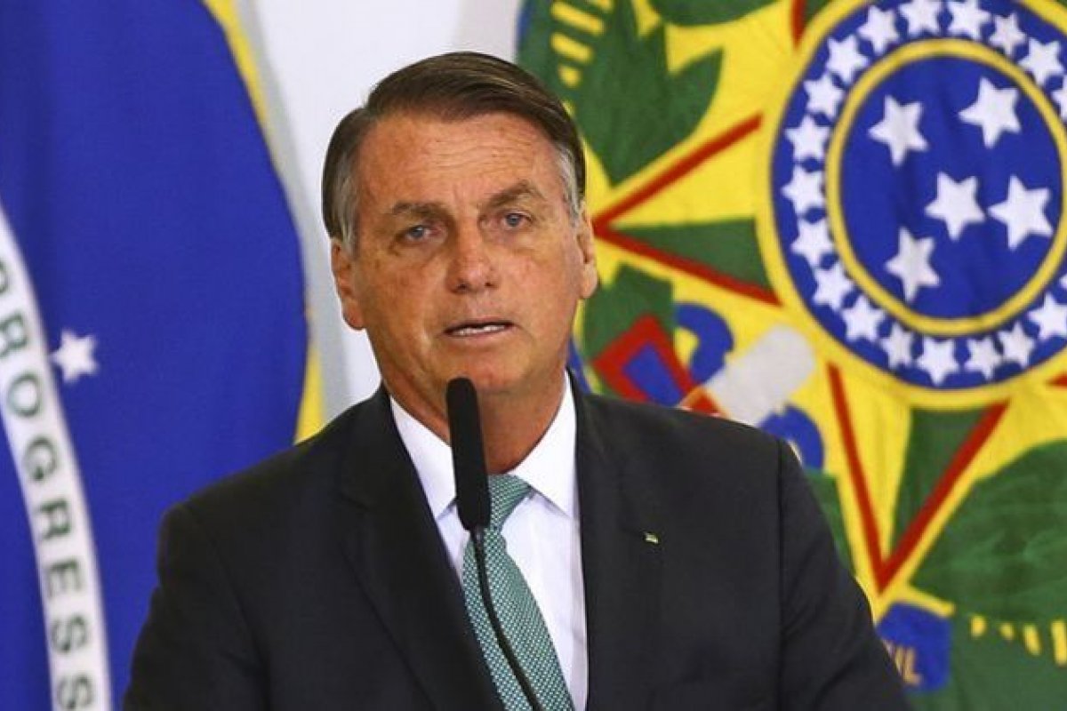 [Bolsonaro cometeu crime em divulgação de documentos sigilosos, diz PF]