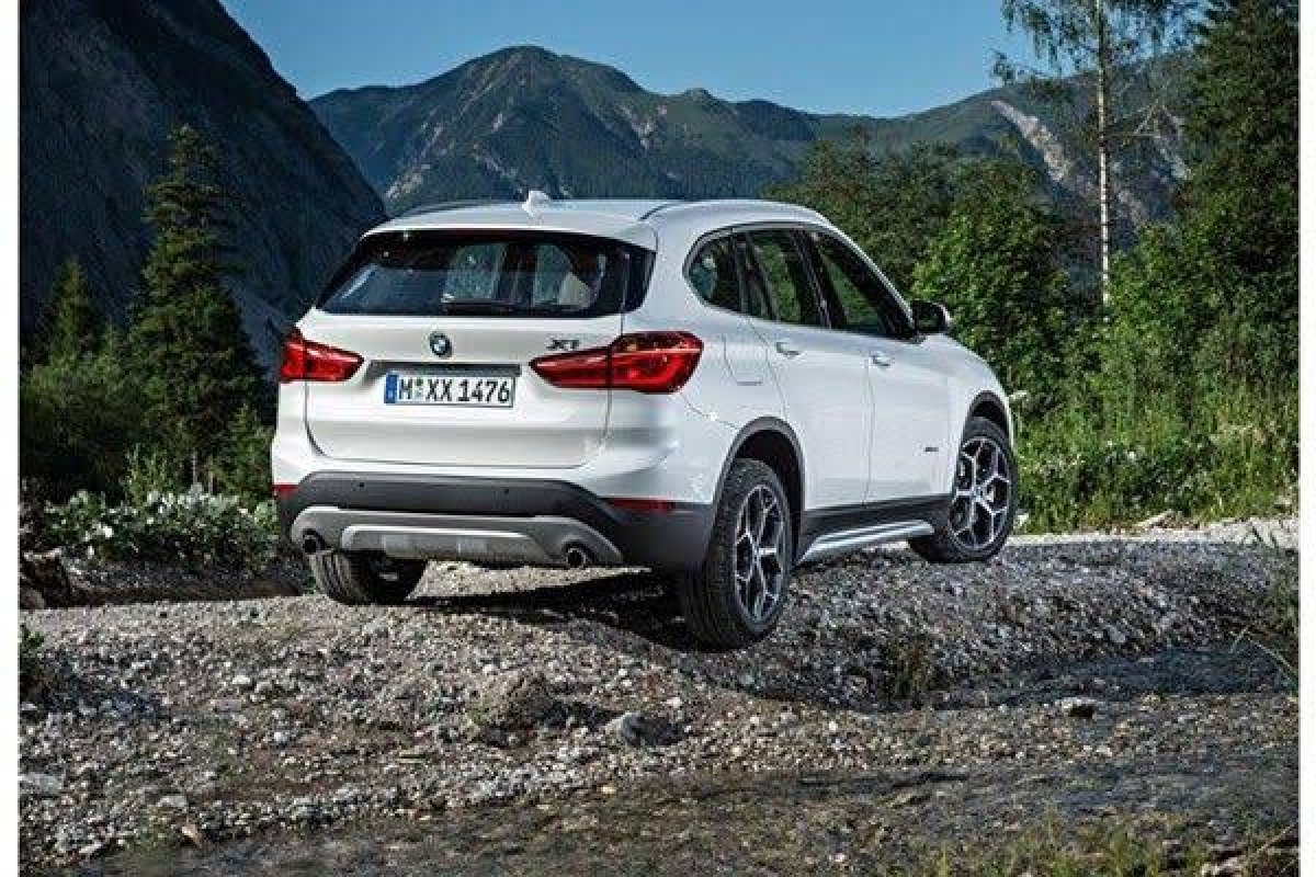 [BMW X1 chega à linha 2022 com novo interior e preços a partir de R$ 287,9 mil ]