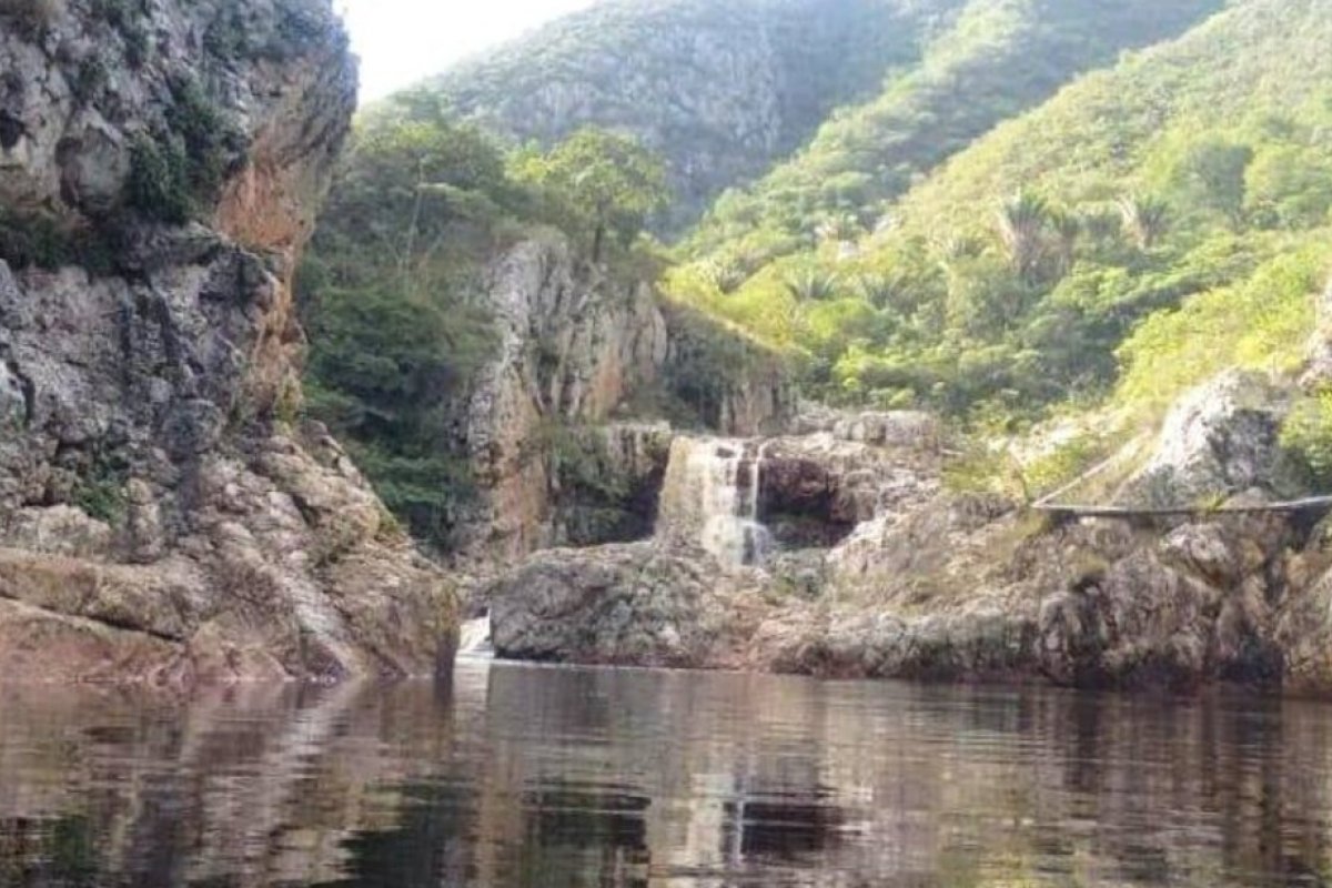 [Corpo de homem que desapareceu após pular na cachoeira do Paulista, no norte da Bahia, é encontrado]
