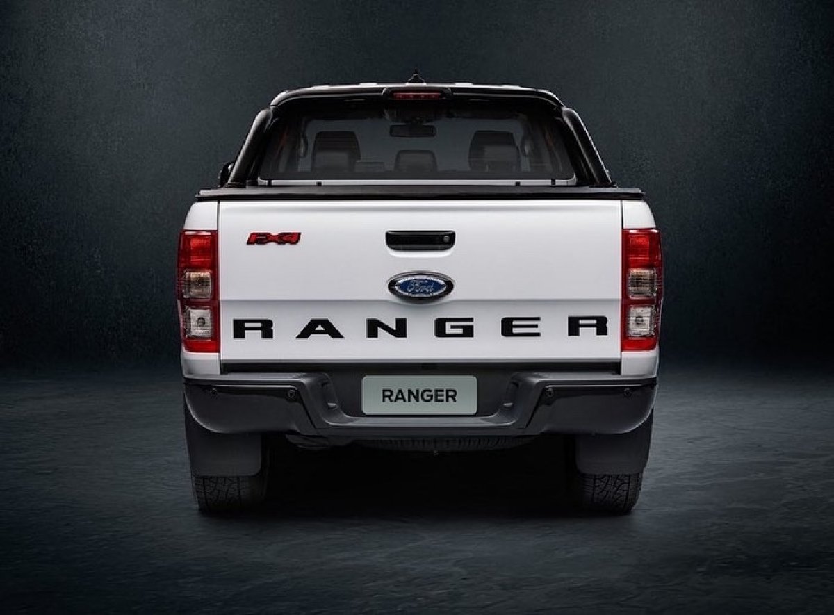 [Ford lança Ranger FX4 2022 com apelo aventureiro e visual exclusivo ]